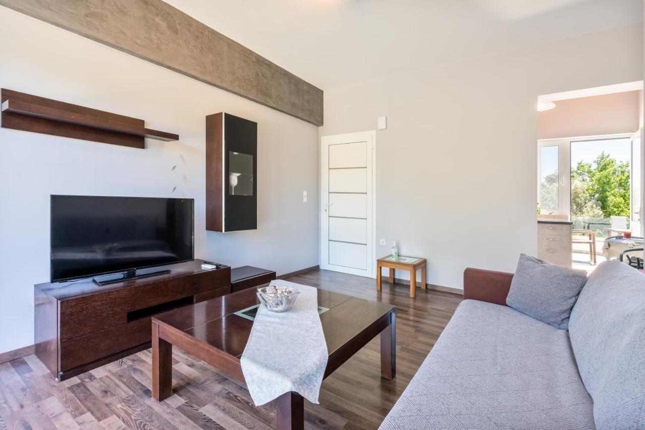 Aristos Garden Apartments Kalithies Exterior photo